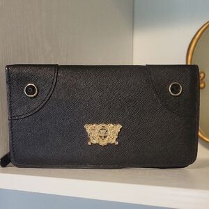 Juicy Couture  bifold Black Wallet with Gold emblem chrystal accents